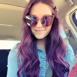 Meet your Posher, Jenna!✨